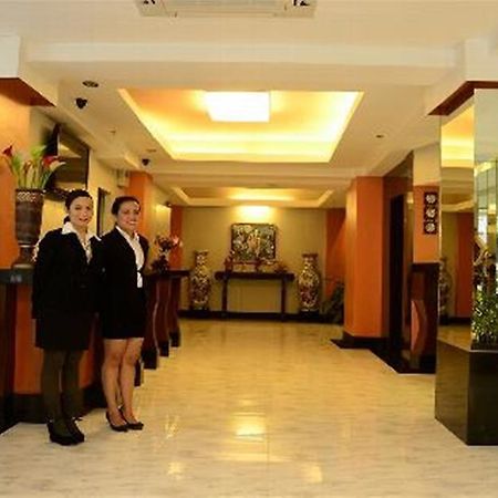 Silver Oaks Suites & Hotel Manila Ngoại thất bức ảnh