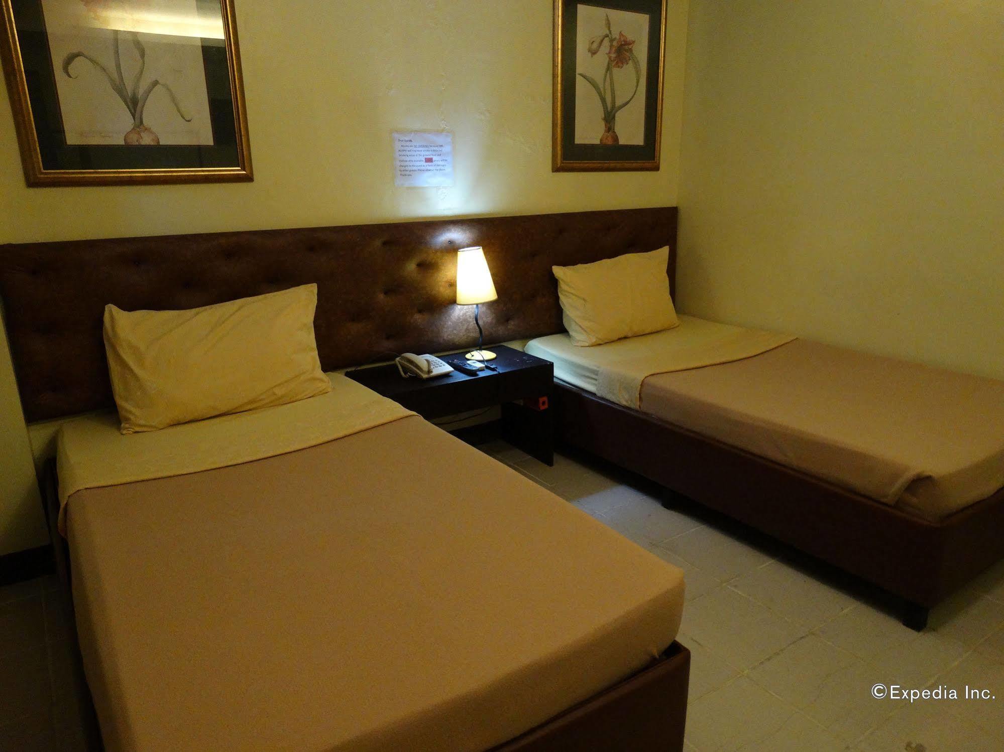 Silver Oaks Suites & Hotel Manila Ngoại thất bức ảnh
