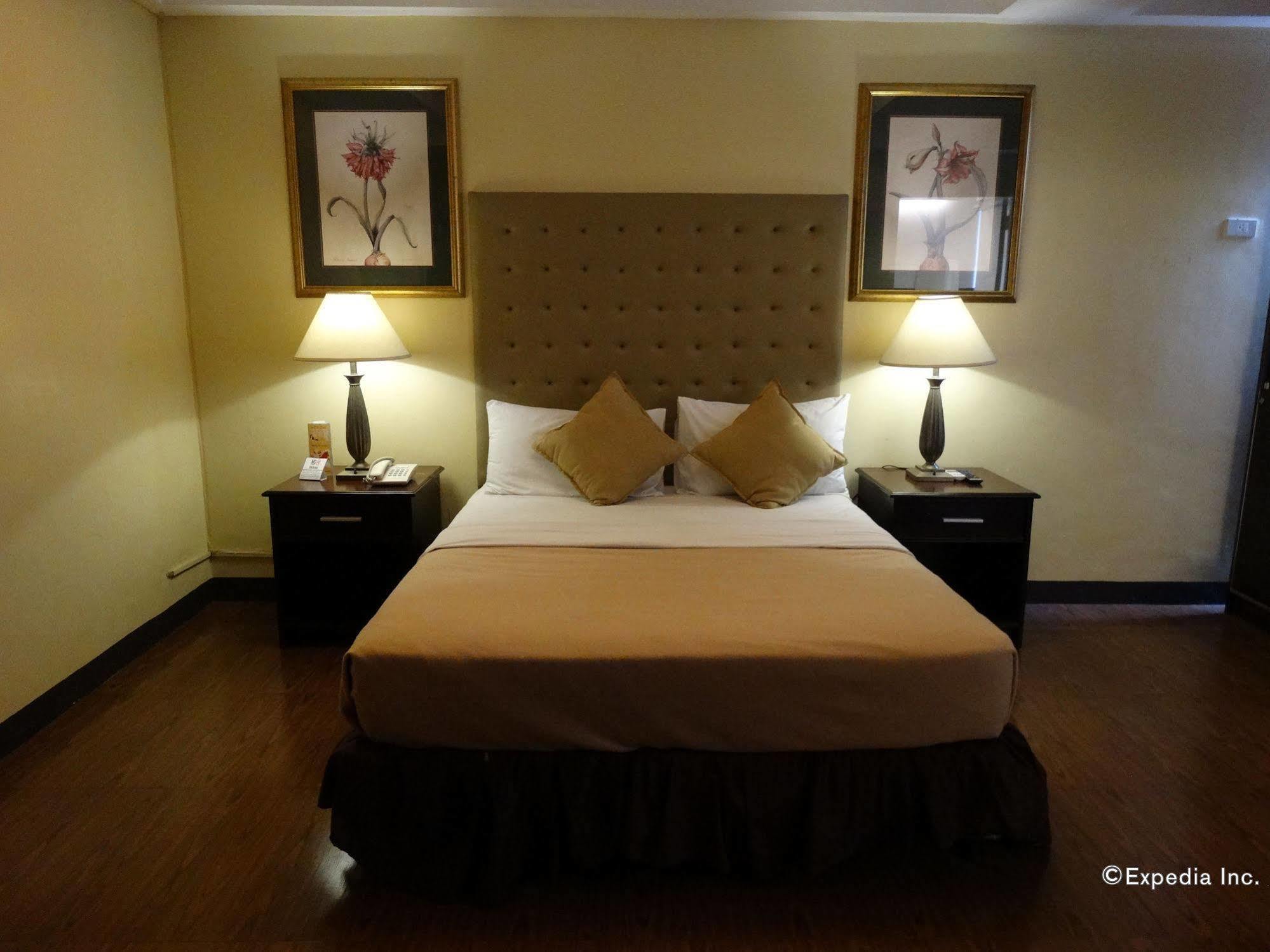 Silver Oaks Suites & Hotel Manila Ngoại thất bức ảnh