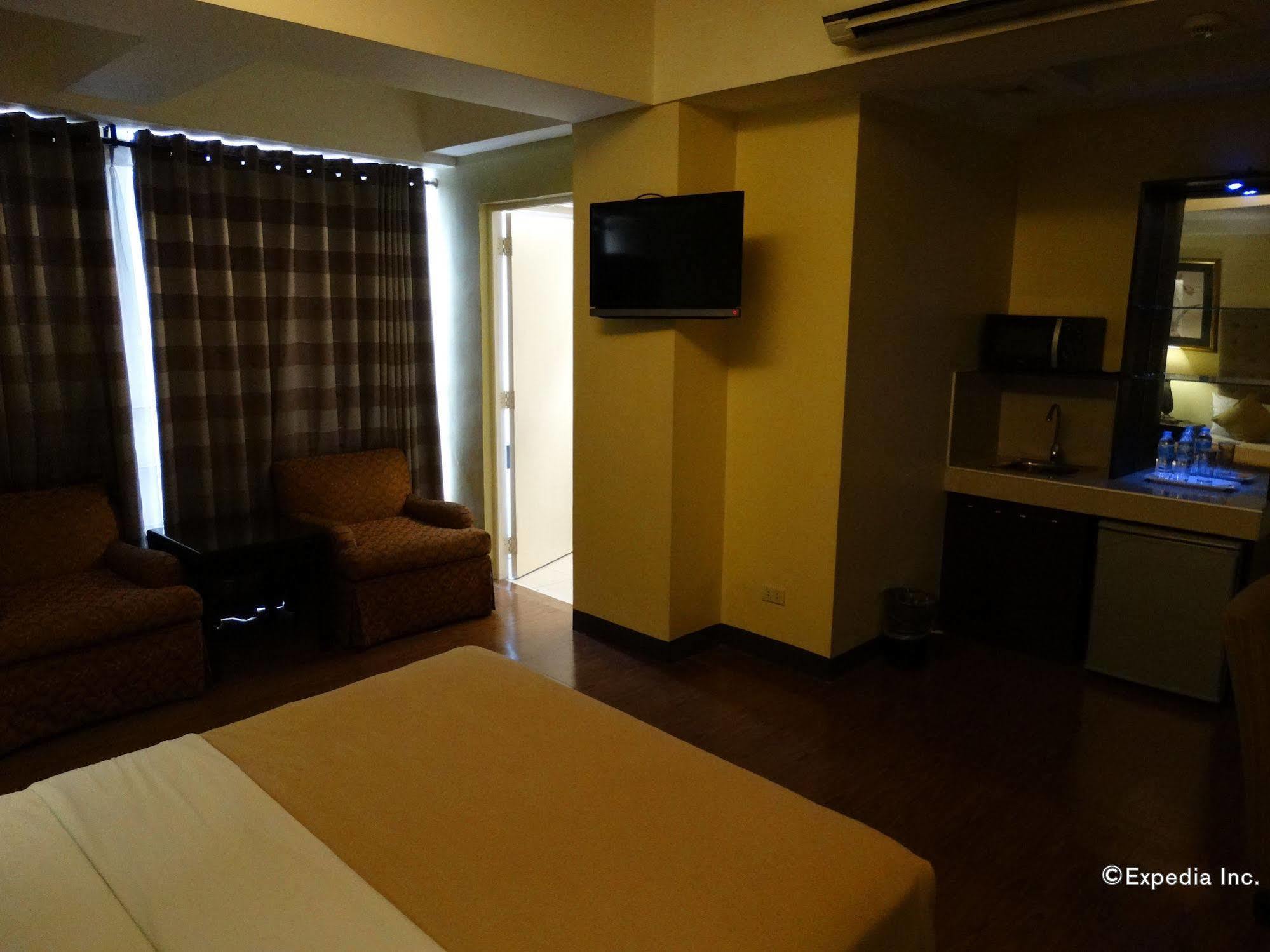 Silver Oaks Suites & Hotel Manila Ngoại thất bức ảnh
