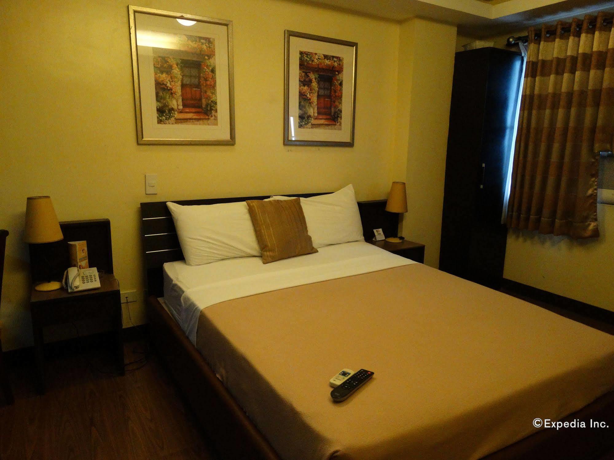 Silver Oaks Suites & Hotel Manila Ngoại thất bức ảnh
