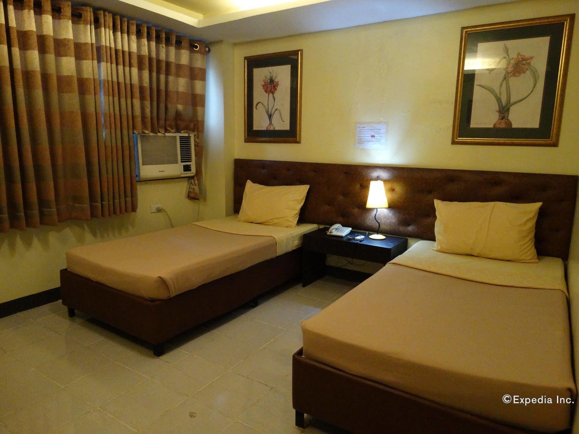 Silver Oaks Suites & Hotel Manila Ngoại thất bức ảnh